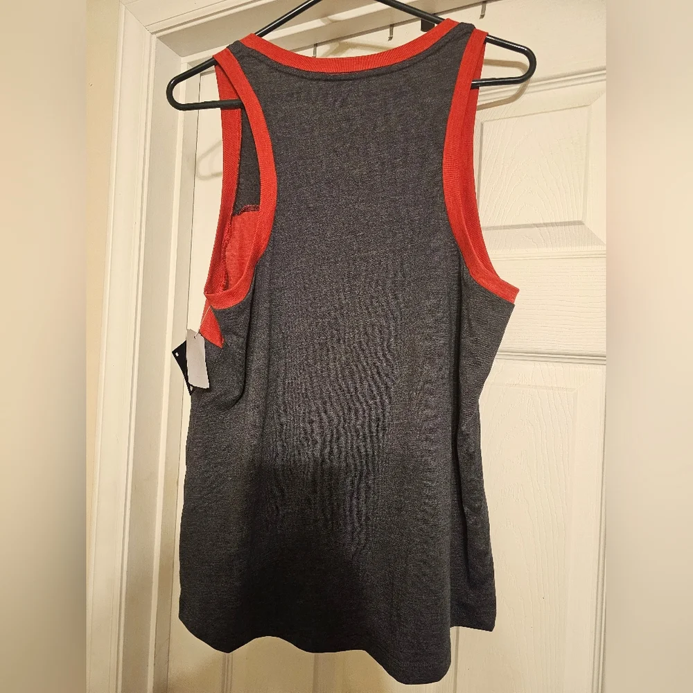 NWT Atlanta Braves Tank Top. Size:L. - Picture 2 of 5